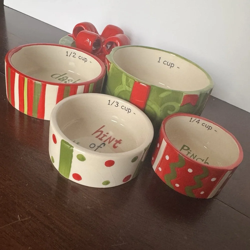 Pier 1 Christmas Ceramic Nesting Present Measuring Cups Genuine